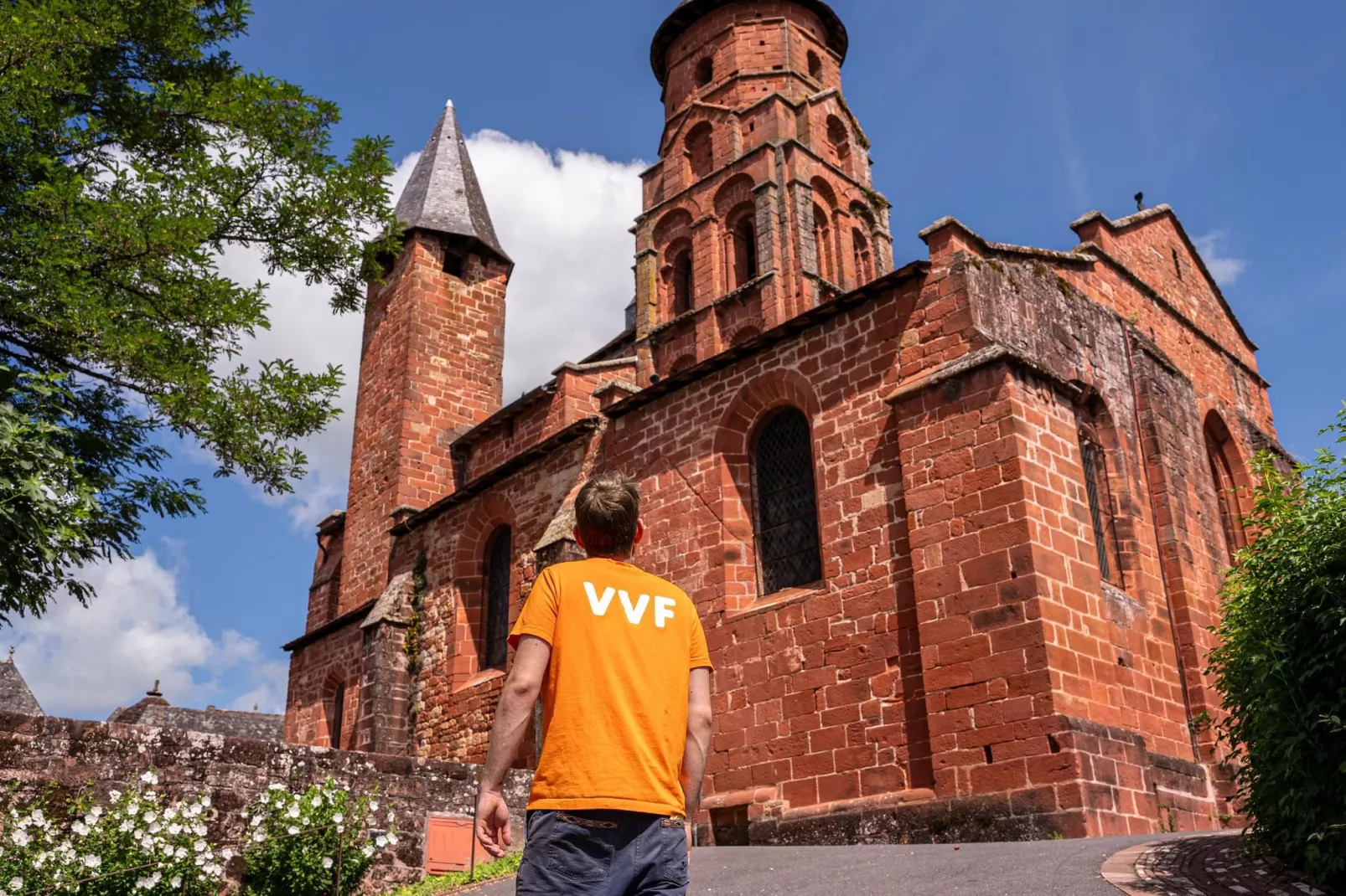 Collonges-la-Rouge- Gîte 2 Pièces 5 Personnes 1  bébé-Gebiete Sommer 5 km