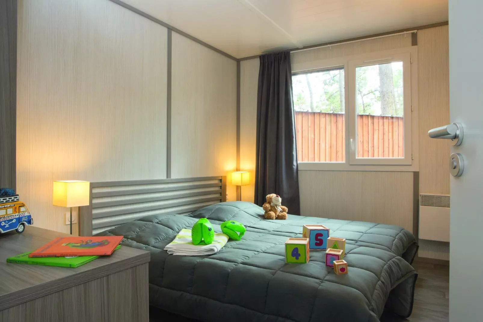 Lodge 4 Pièces 8 Personnes 2  bébés-Chambre