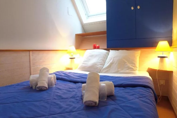La Turballe- Gîte 2 Pièces 5 Personnes 1  bébé-Bedroom