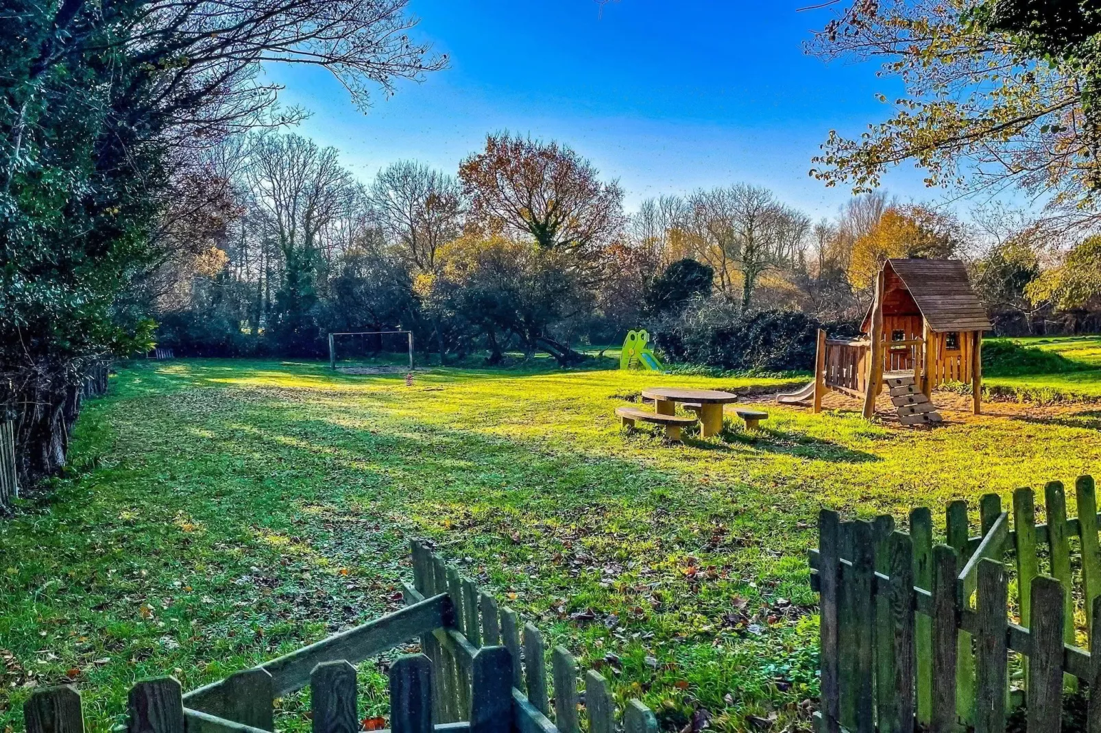 Larmor plage- Lodge 4 Pièces 7 Personnes 1 bébé-Gärten Sommer