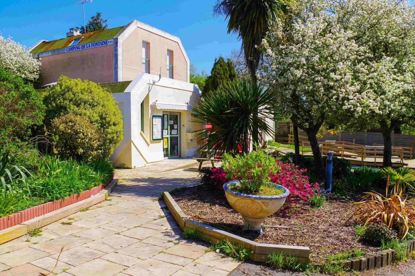 Larmor plage- Lodge 4 Pièces 7 Personnes 1 bébé-Aussicht Sommer