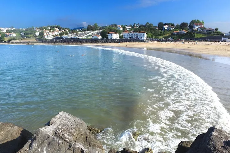 Urrugne Saint-Jean-de-Luz - Appartement 3 Pièces 4 Personnes 2  bébés 2 salles d'eau-Zones d'été à 5 km