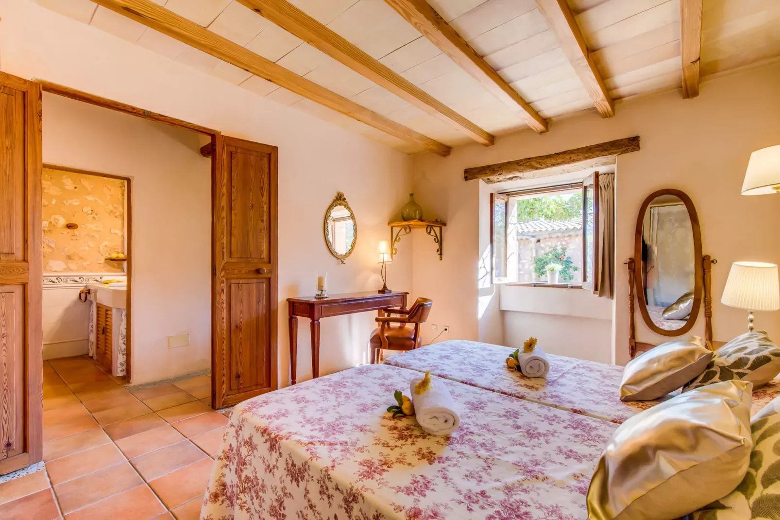 Finca Can Maria Costitx-Bedroom
