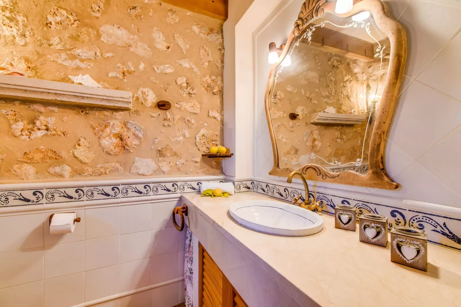 Finca Can Maria Costitx-Bathroom