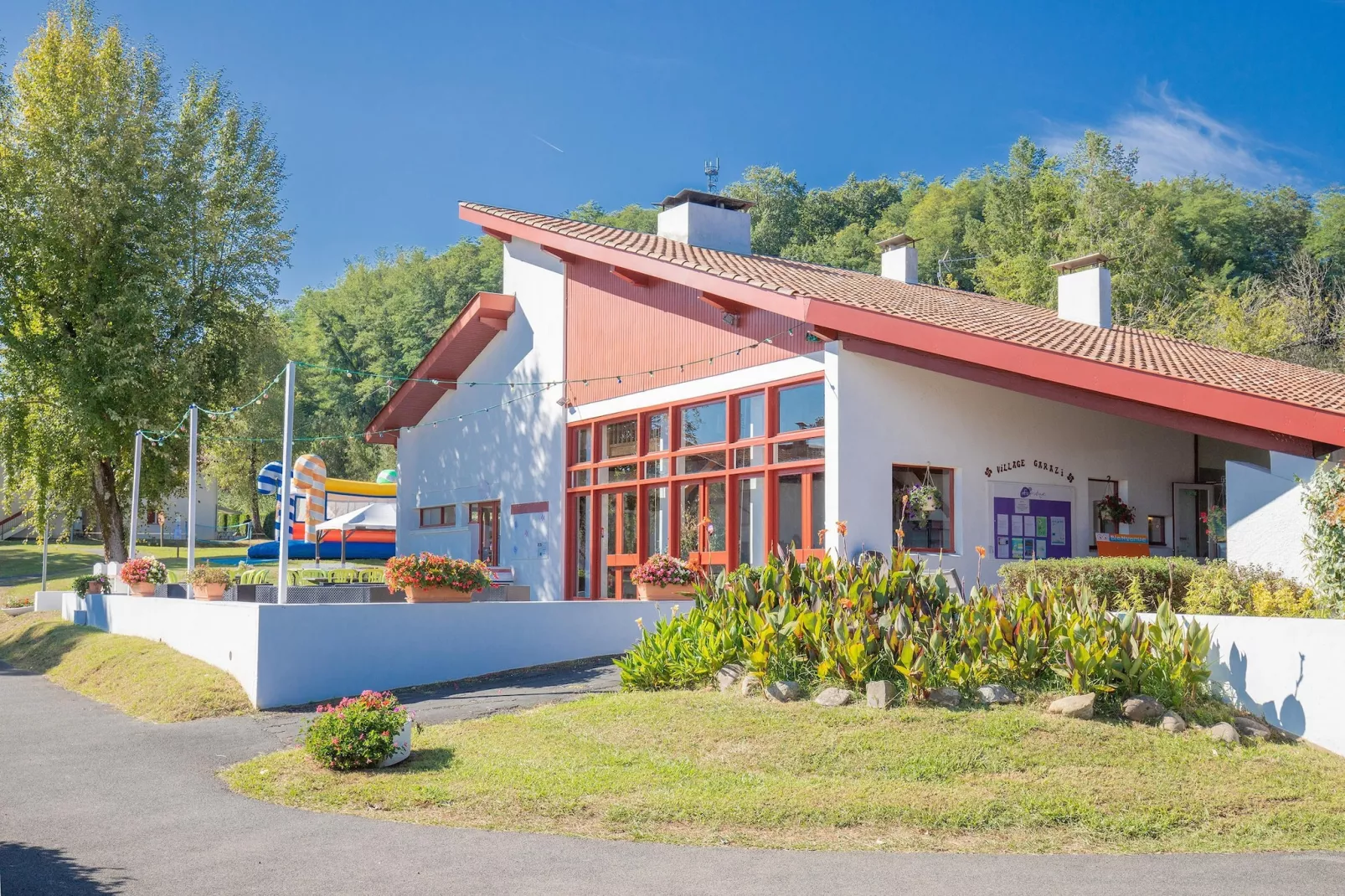 Saint-Jean-Pied-de-Port - Appartement 2 Pièces 4 Personnes 1  bébé-Areas summer 1km