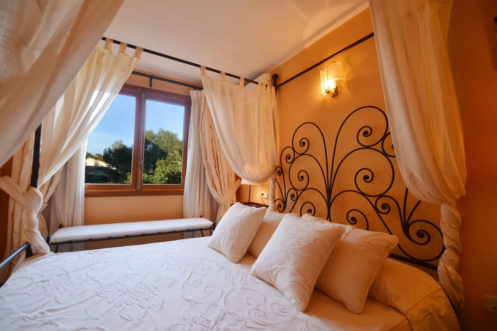Villa Benestar-Schlafzimmer