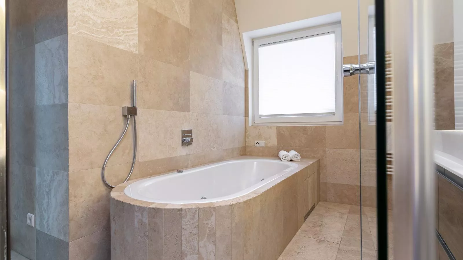 Panorama Loft-Bathroom