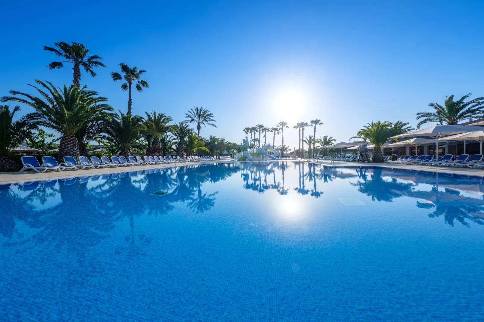 CAMPING ESTIVAL VENDRELL PLATJA Mobile home mediterranea 4 pax-Schwimmbad