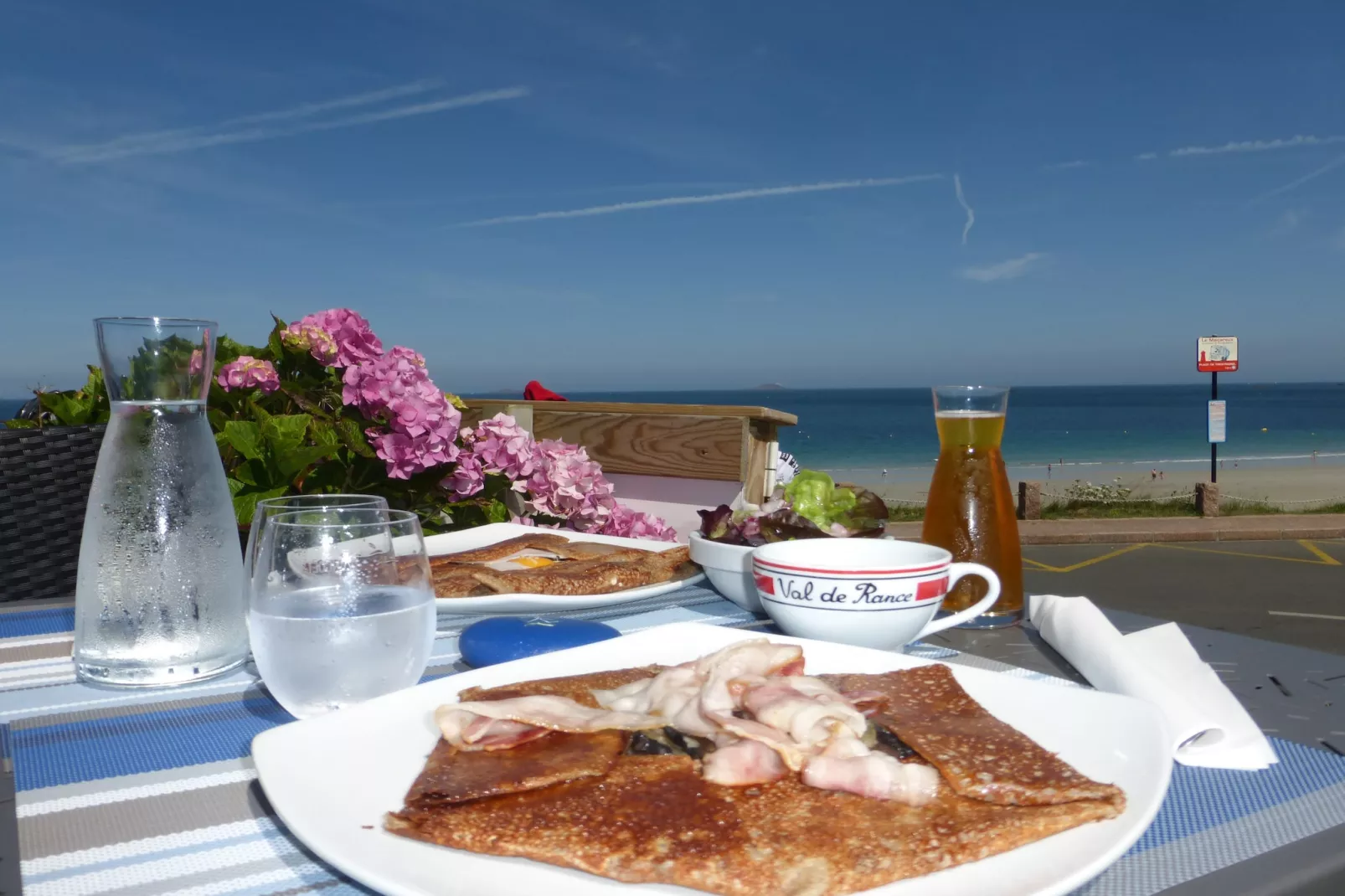 Maison de vacances avec studio Trébeurden-Areas summer 5km