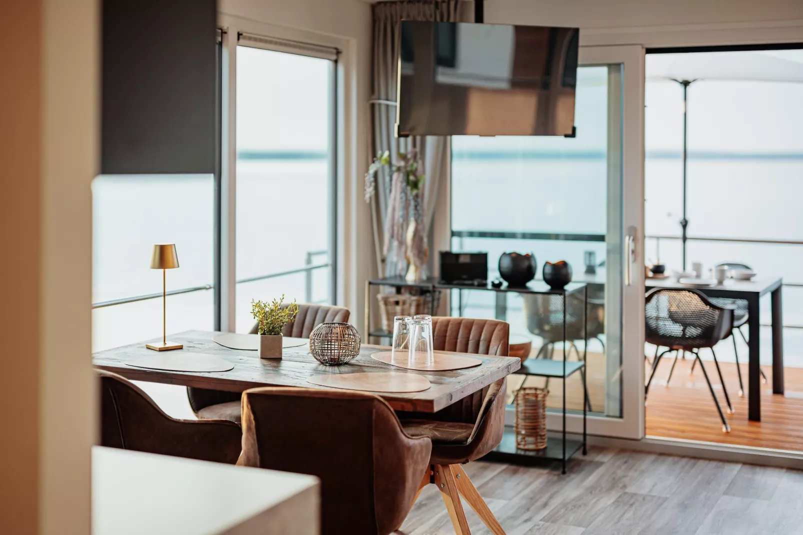 Hausboot am Gräbendorfer See-Wohnzimmer
