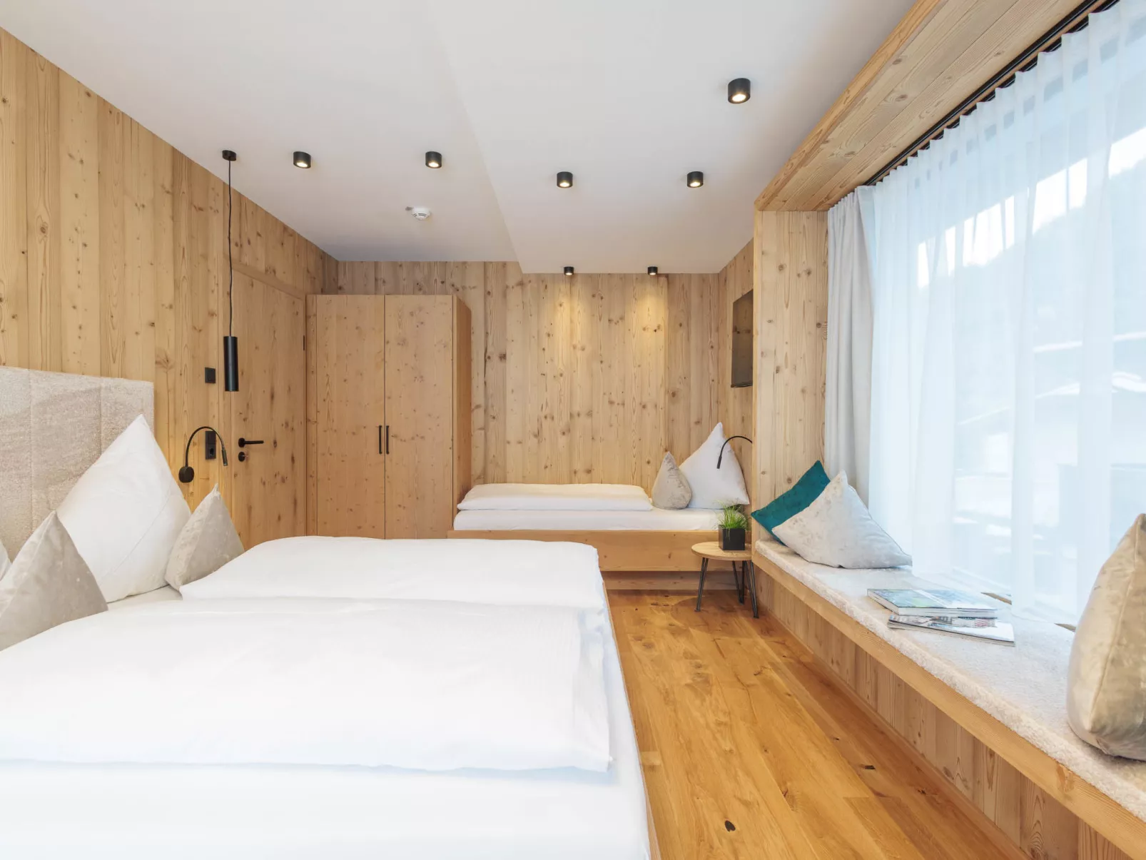 Mountain Suite Nr 103 - 10498262