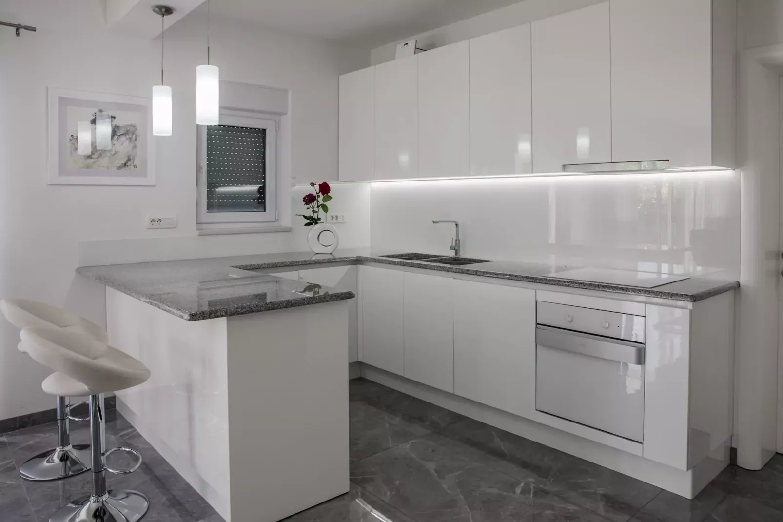 Villa Tonka-Kitchen