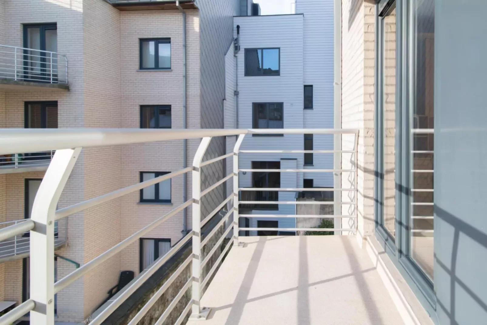 Serenity II-Balcon-terrasse