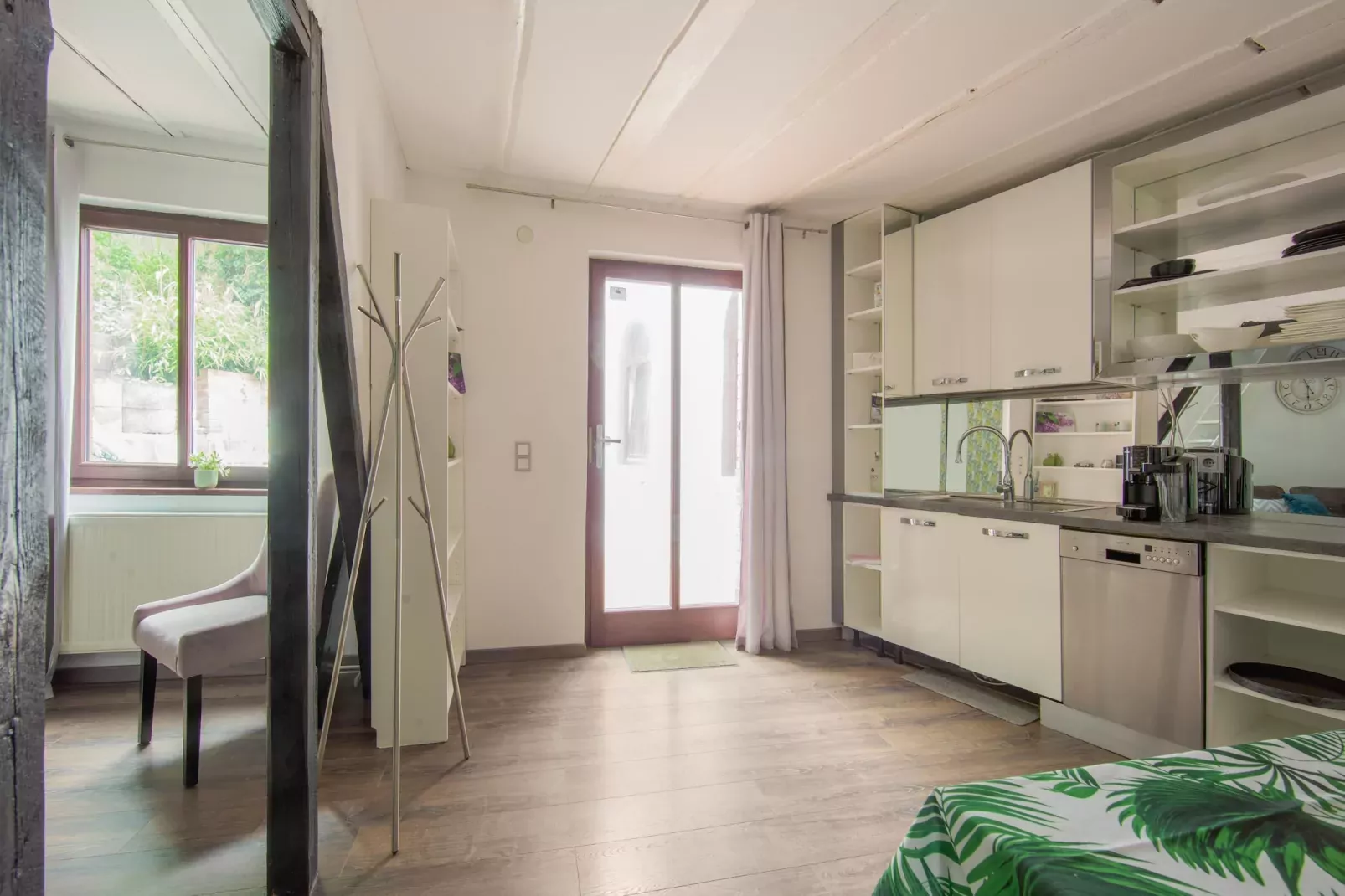 Maisonette im Taunus mit mediterrane Terrasse-Küche