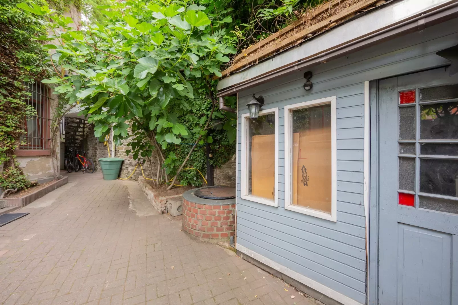 Maisonette im Taunus mit mediterrane Terrasse-Gebiete Sommer 1 km