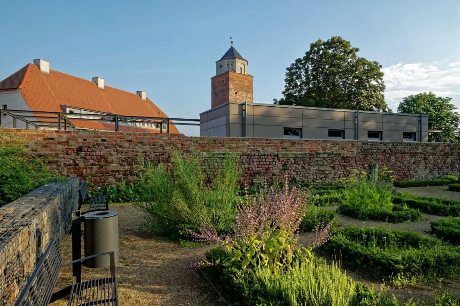 Maisonette im Taunus mit mediterrane Terrasse-Gebiete Sommer 5 km