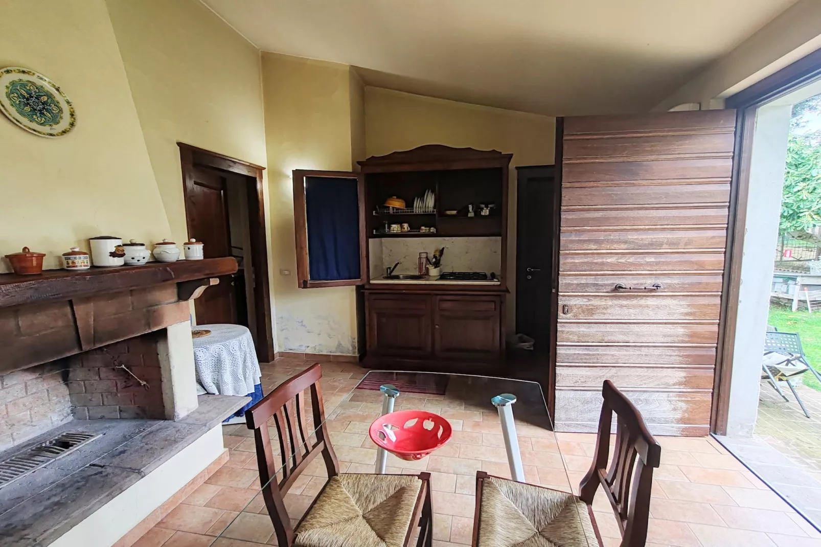 Montepulciano-Dining room