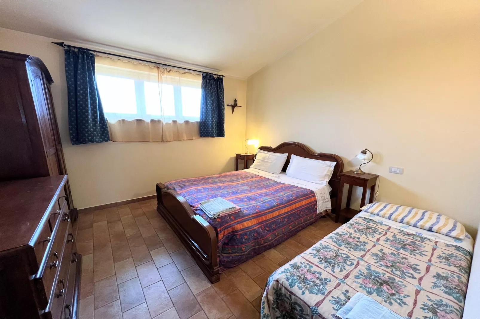 Montepulciano-Bedroom