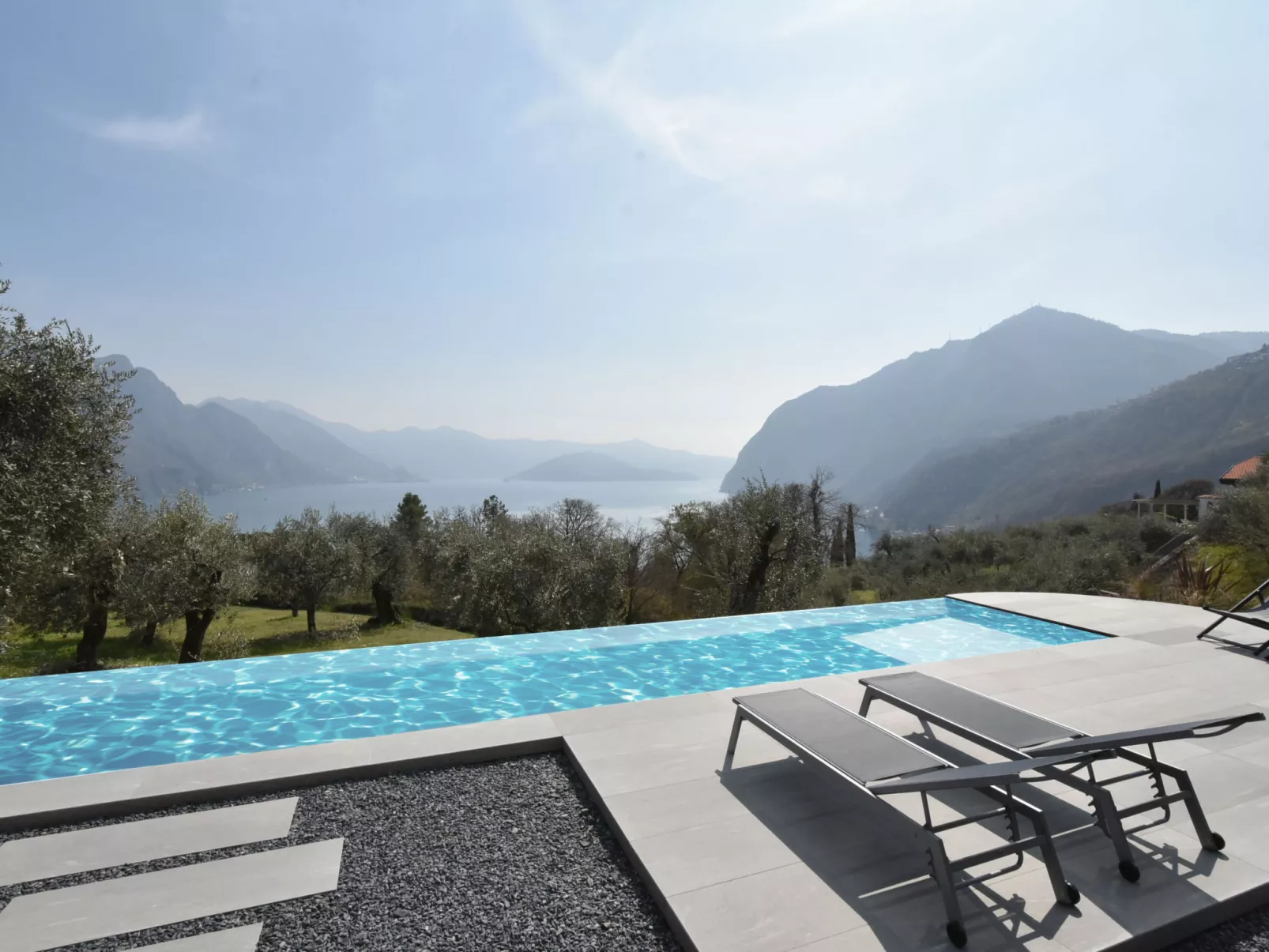 Villa Gau'-Outside