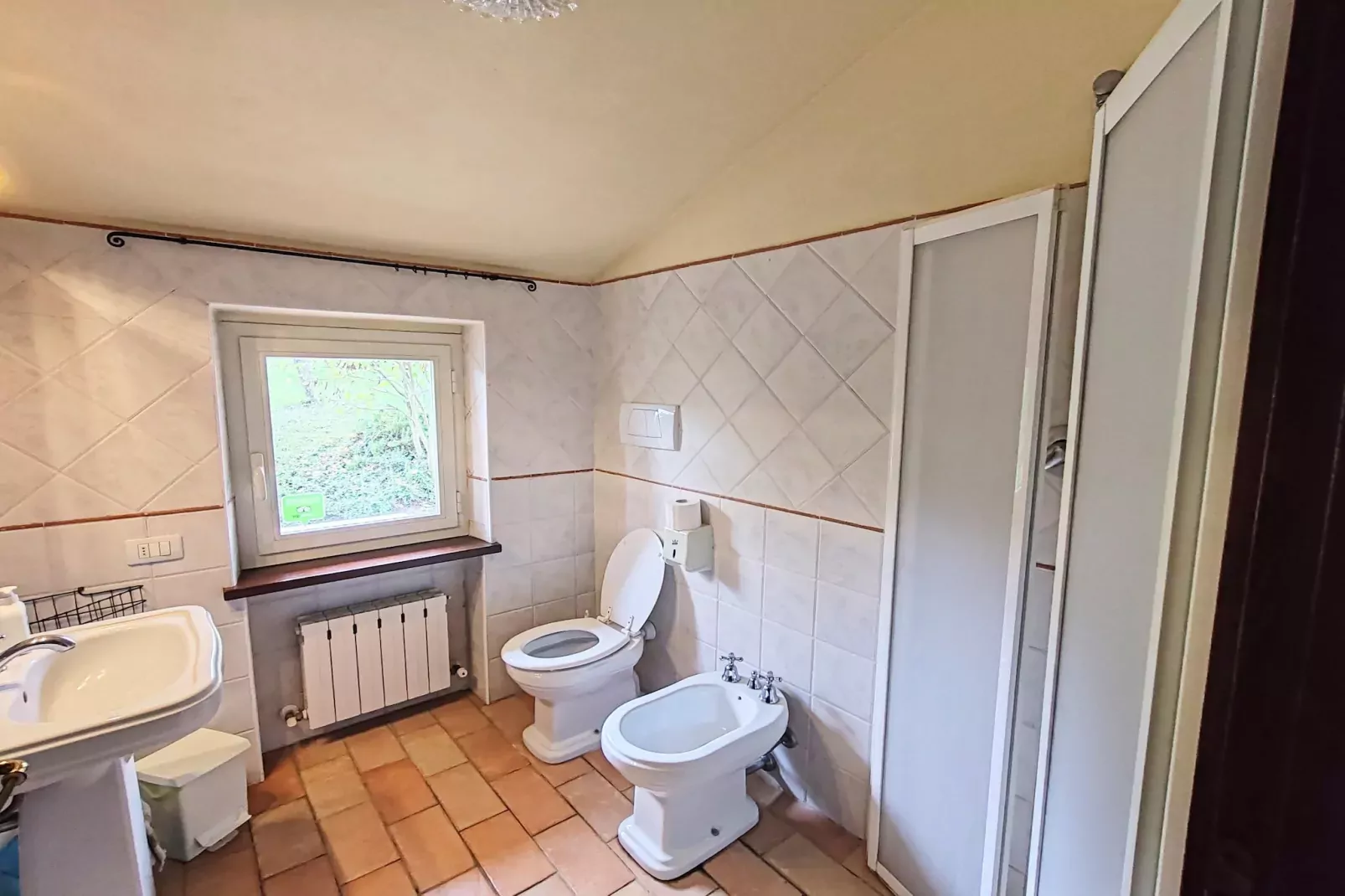 Petit Verdot-Bathroom