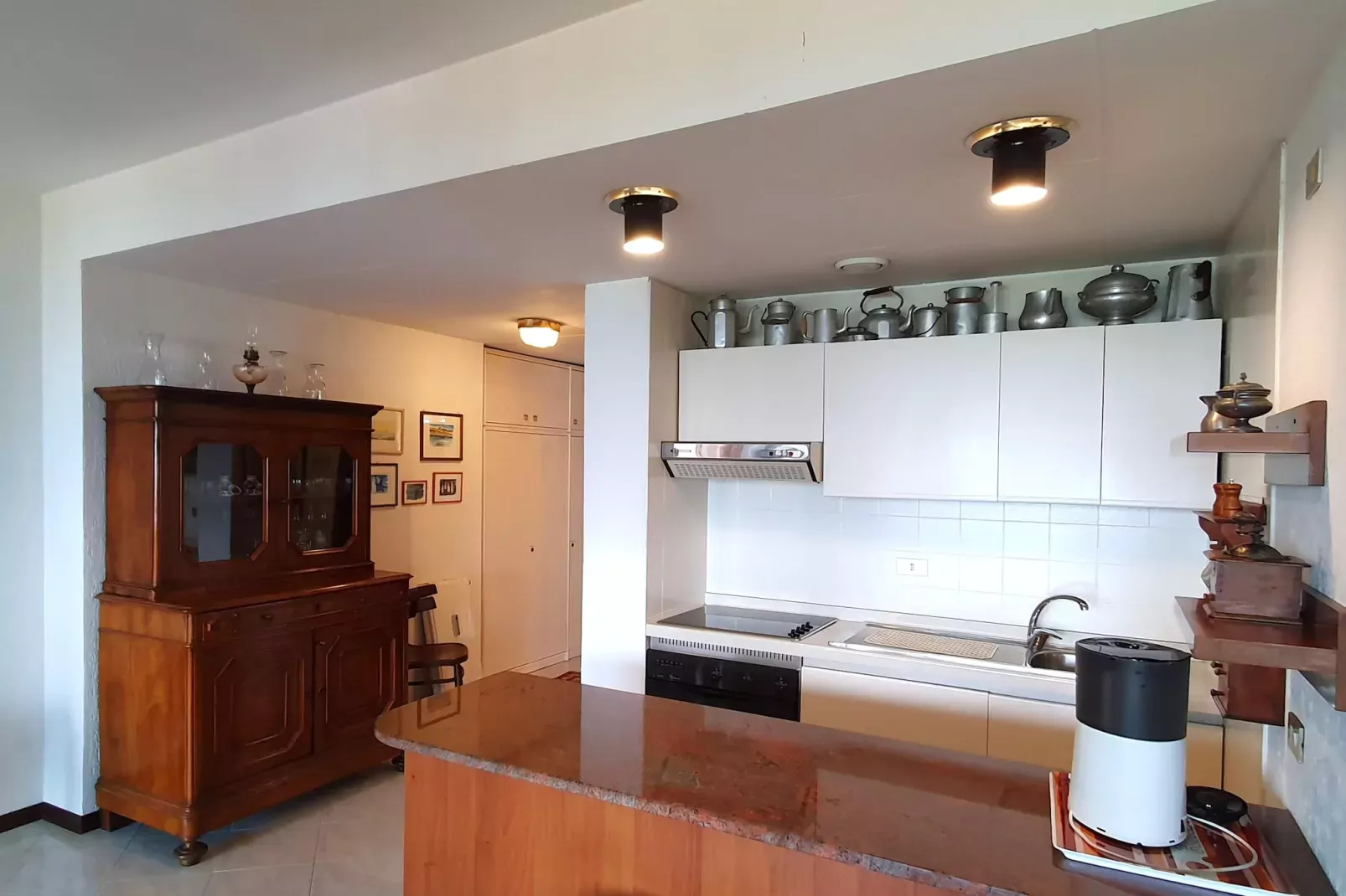 VC02/4 - Villa Castiglioni-Kitchen