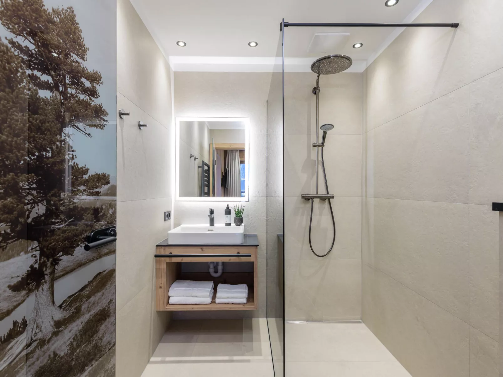 Mountain Suite Nr 202-Drinnen