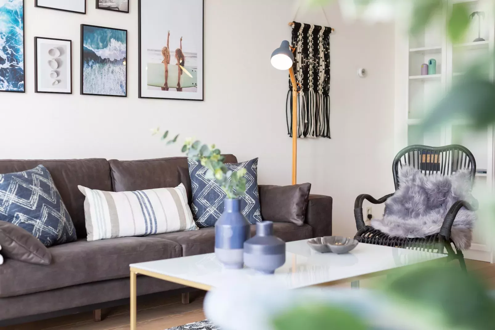 Scheveningen Harbour 28C-Living room