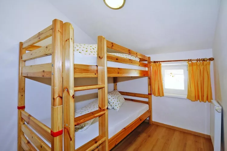 Wirtlerhaus Bichlbach - 6 Personen-Treppe