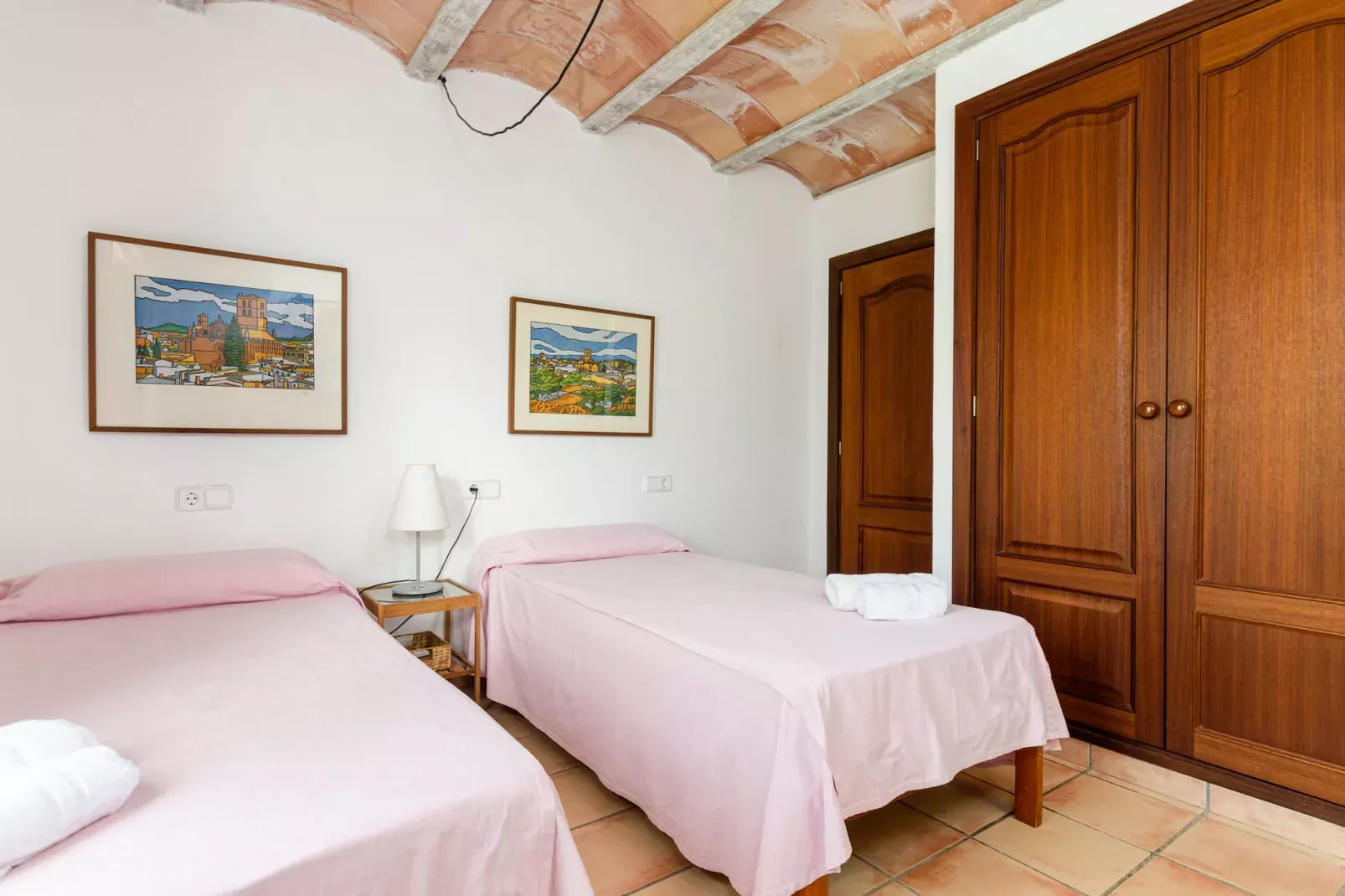 YourHouse Finca Es Galliner-Schlafzimmer