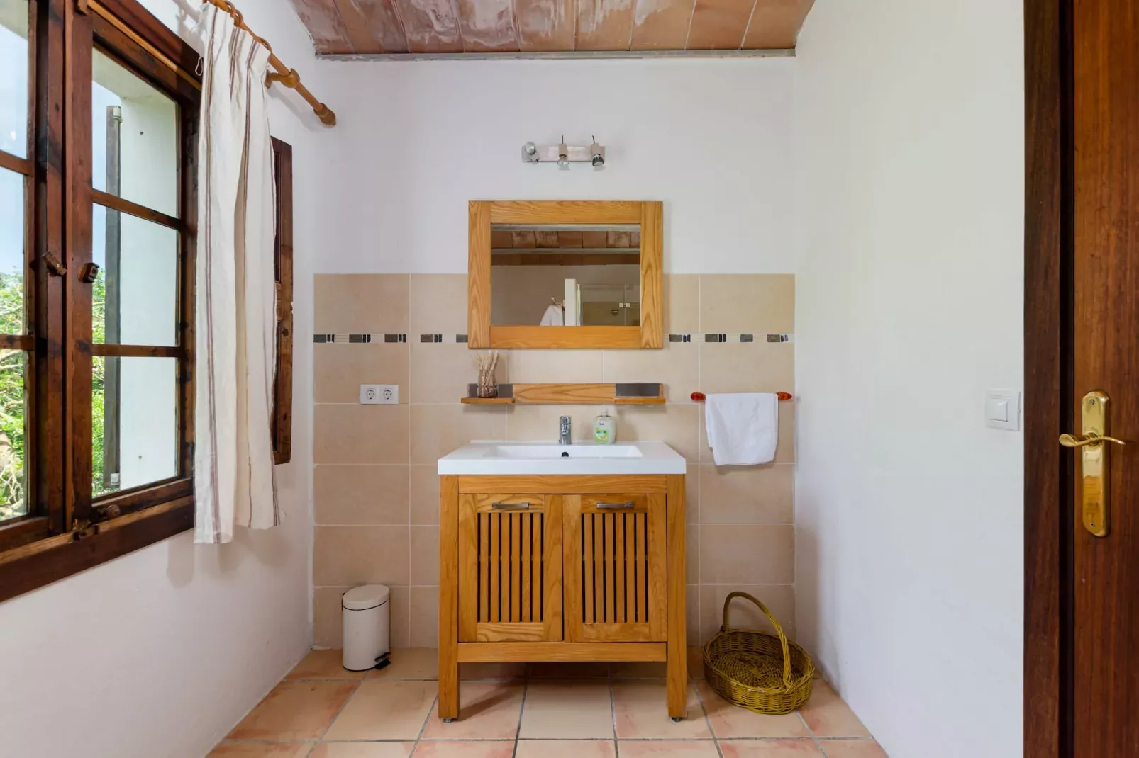 YourHouse Finca Es Galliner-Badezimmer