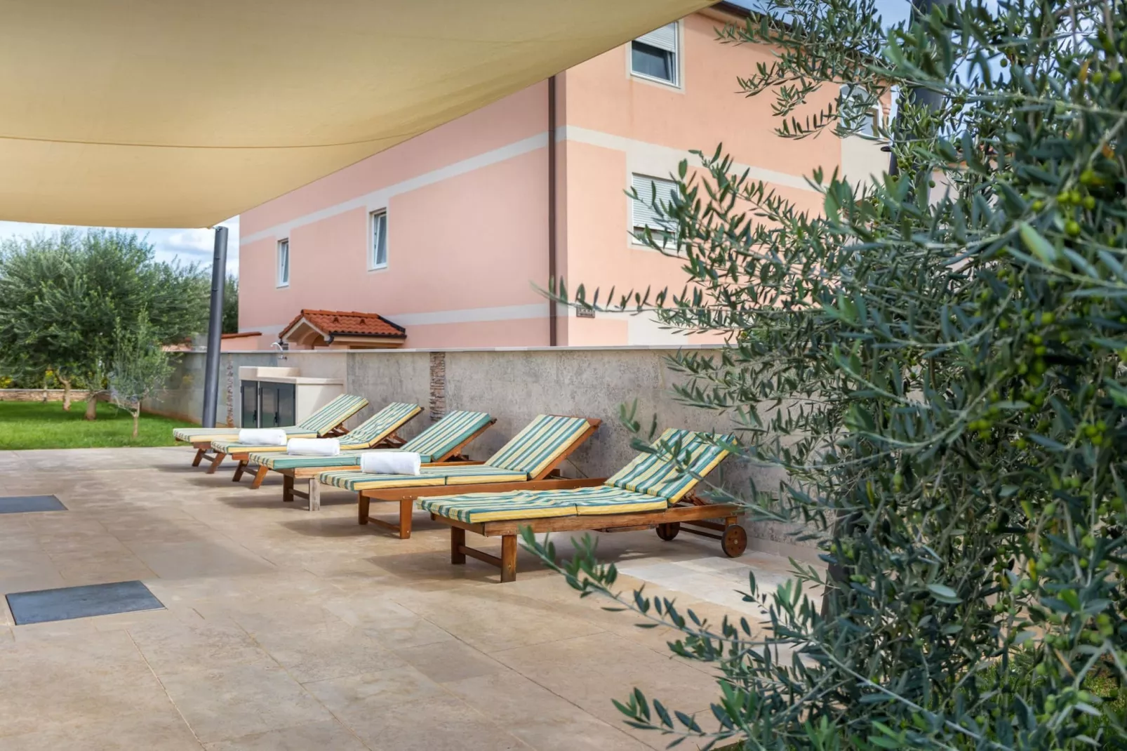 Villa Gigetto with Private Pool and Big Garden-Außenbereich