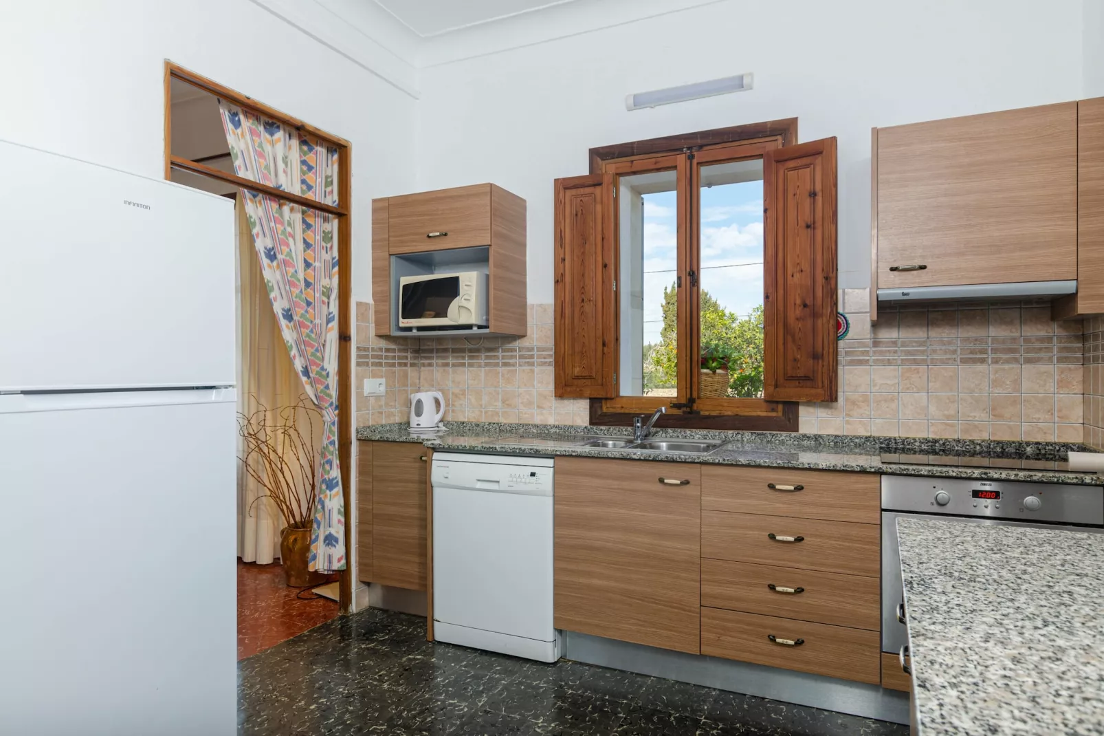 YourHouse Can Galeri - 10181966