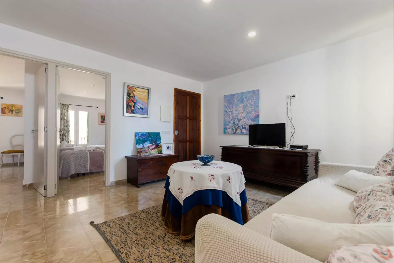 YourHouse Ca Na Mosseta-Living room