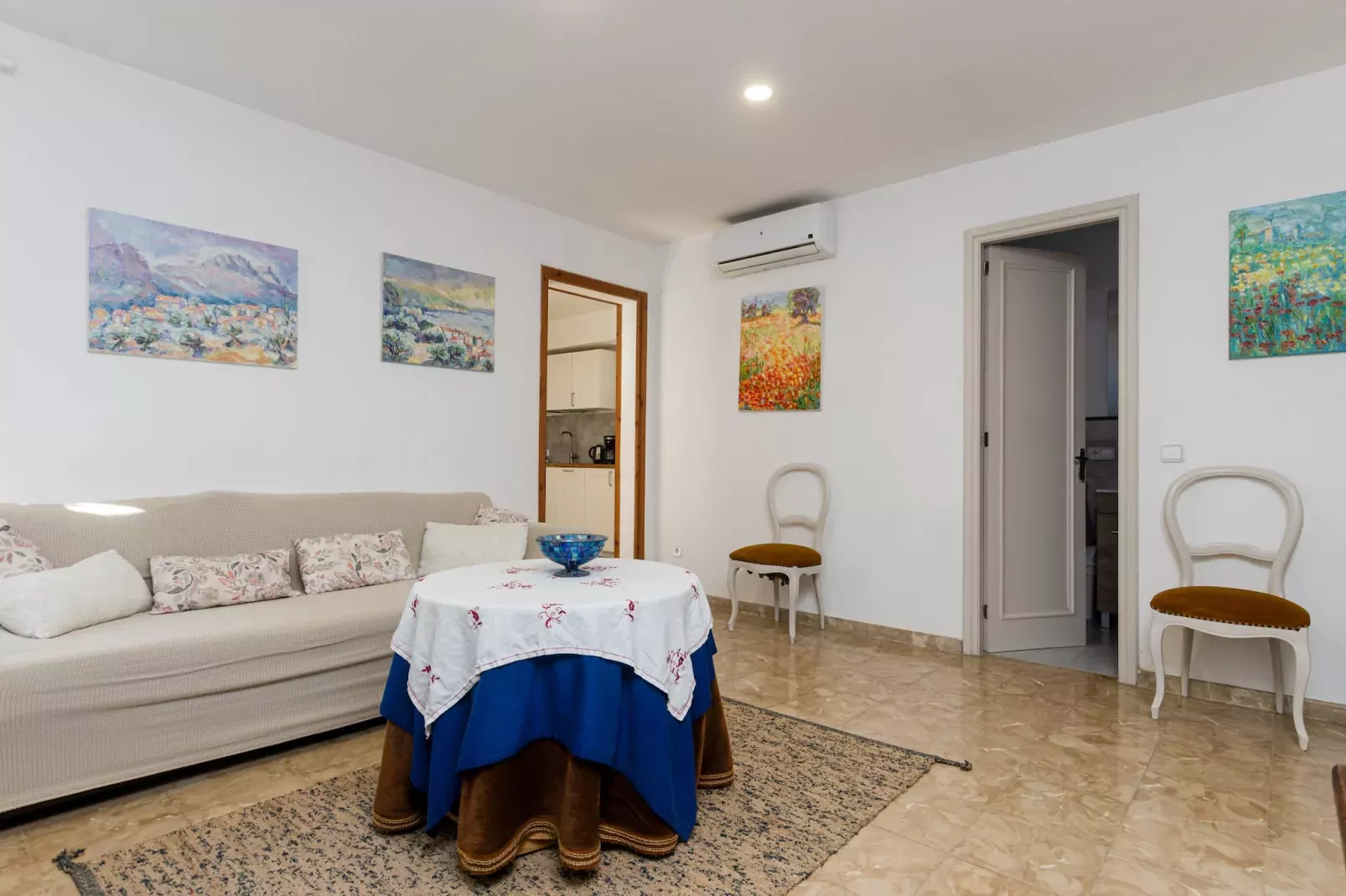 YourHouse Ca Na Mosseta-Living room