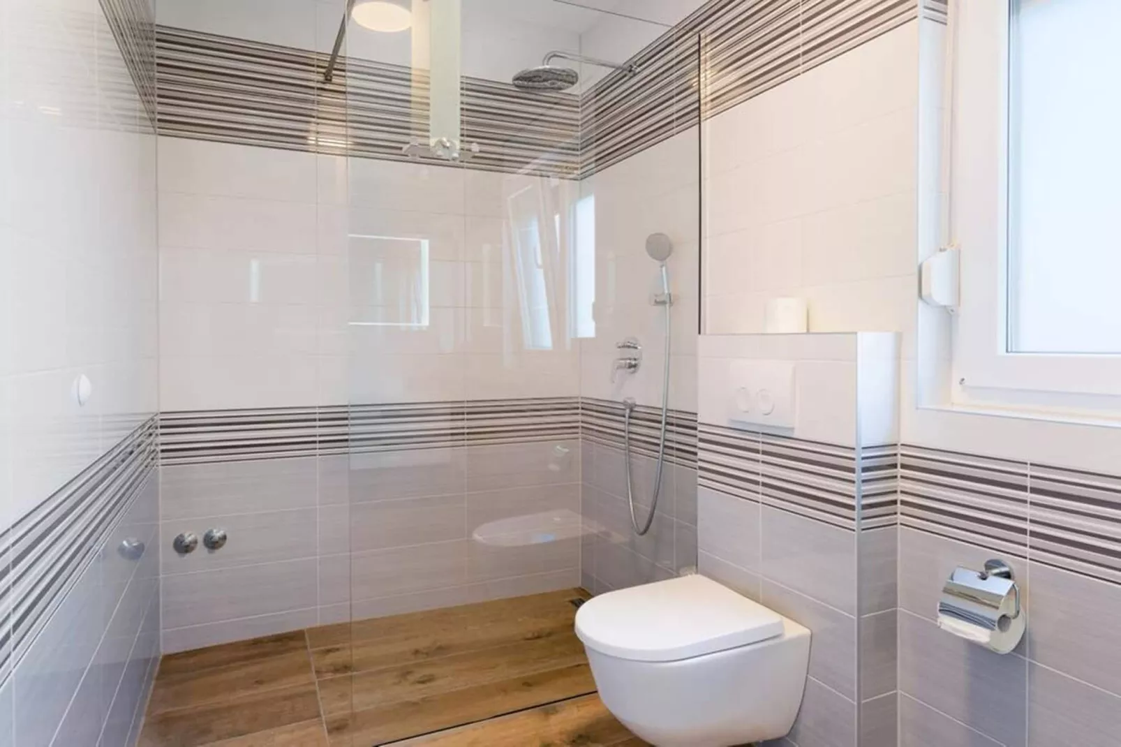 Villa Histra - Private Pool, Sea View, 5 Bedrooms-Bathroom