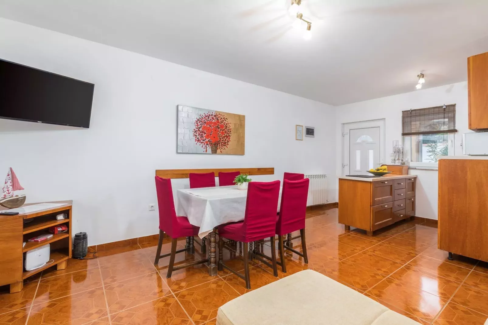 Apartment with Pool in Liznjan - Buneta-Living room