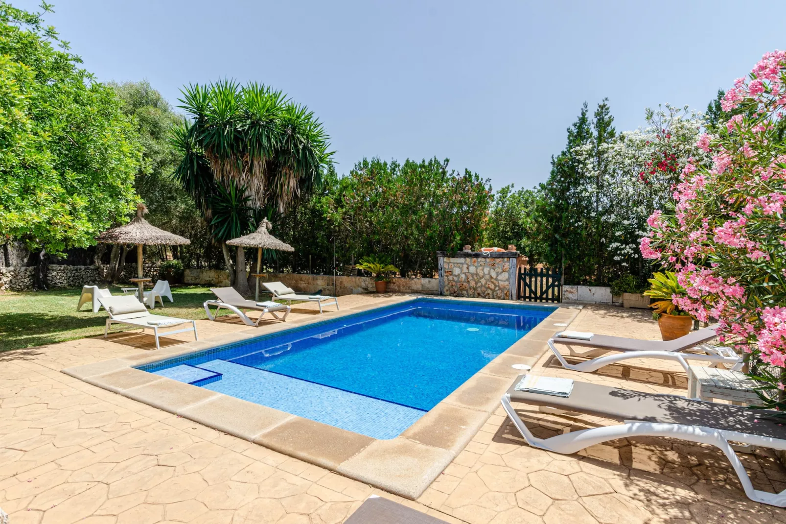 YourHouse Can Rafelino-Pool