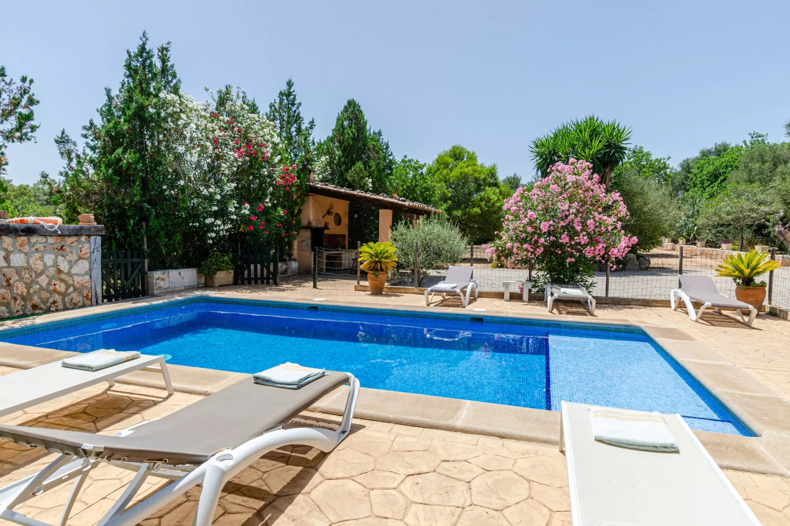 YourHouse Can Rafelino-Pool