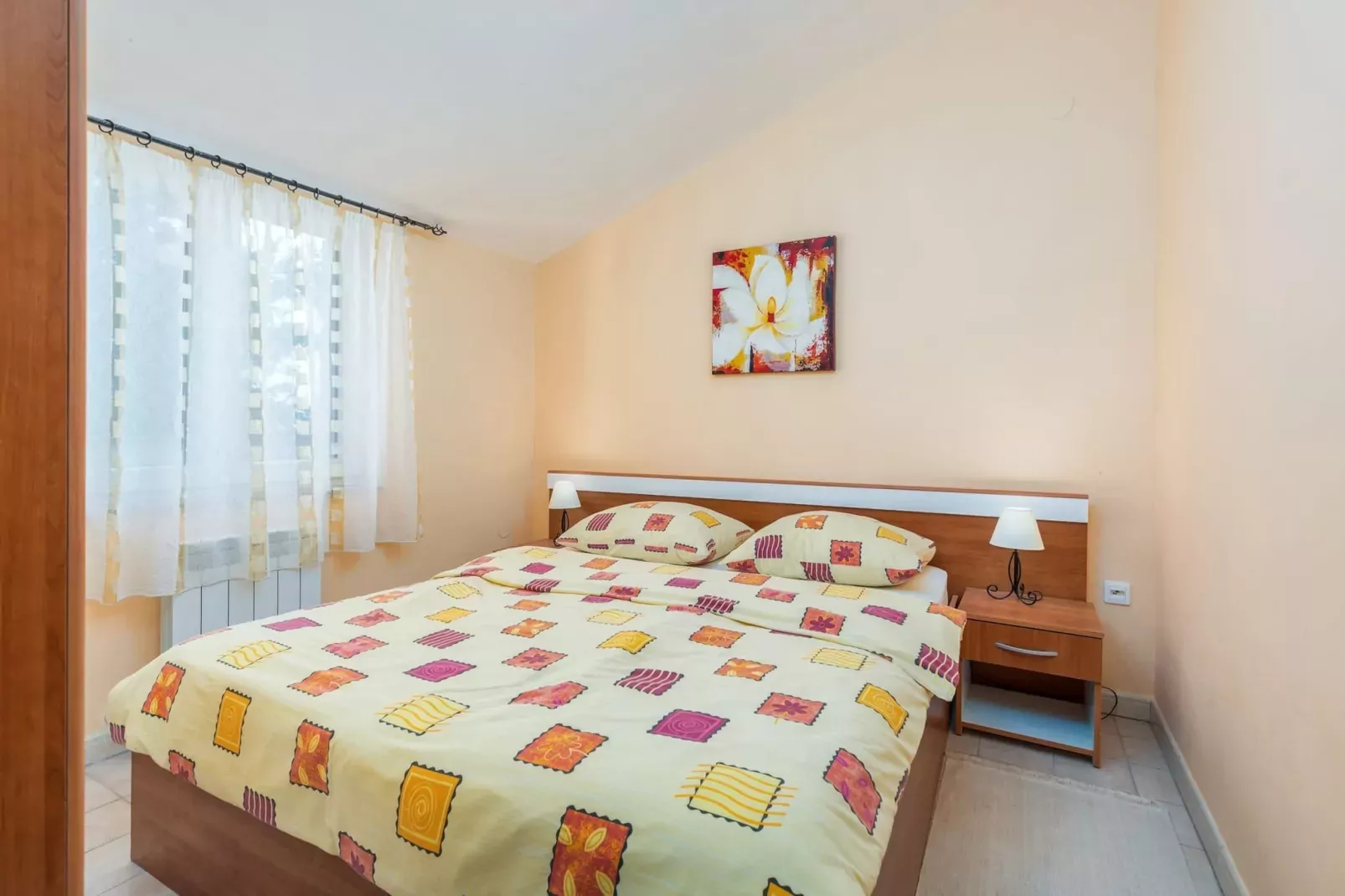 Apartment with Pool in Liznjan - Buneta-Bedroom