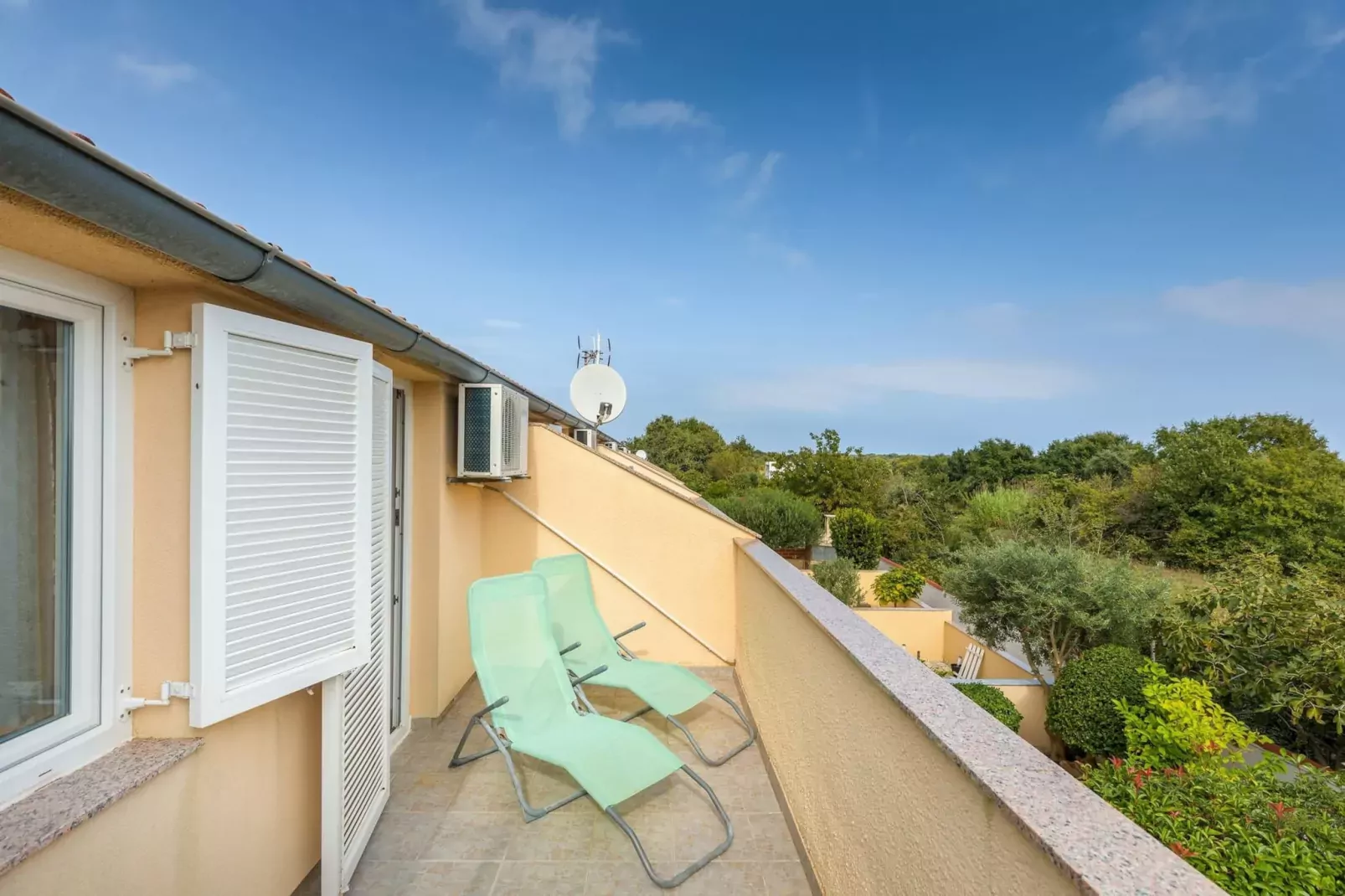 Apartment with Pool in Liznjan - Buneta-Terrace balcony
