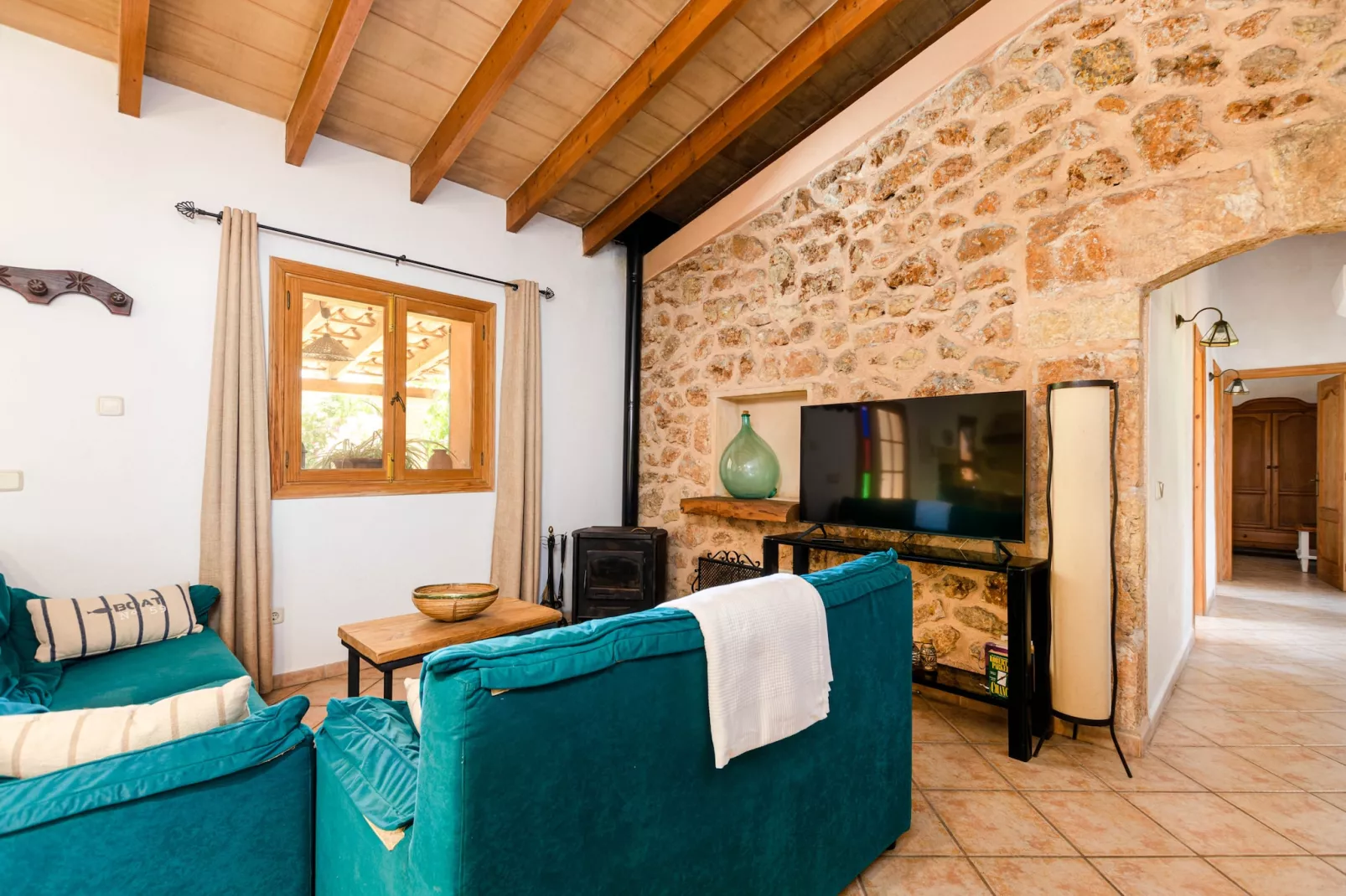 YourHouse Can Rafelino-Living room