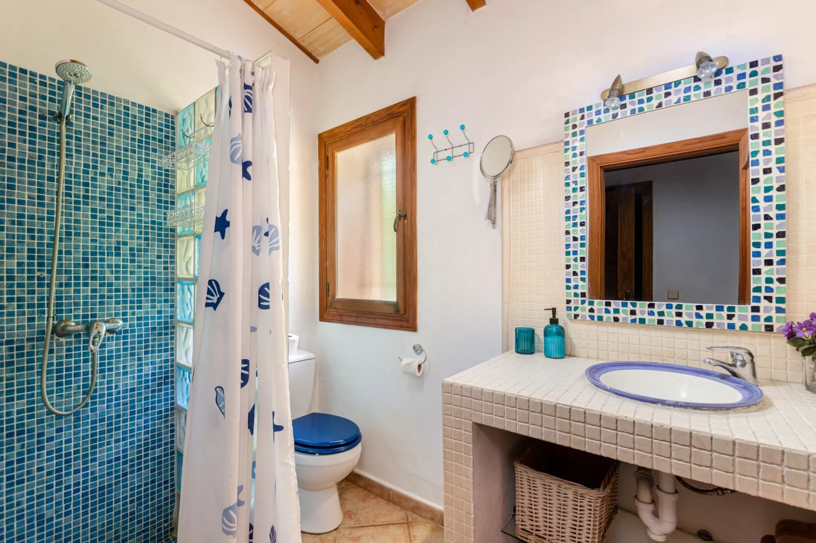 YourHouse Can Rafelino-Bathroom