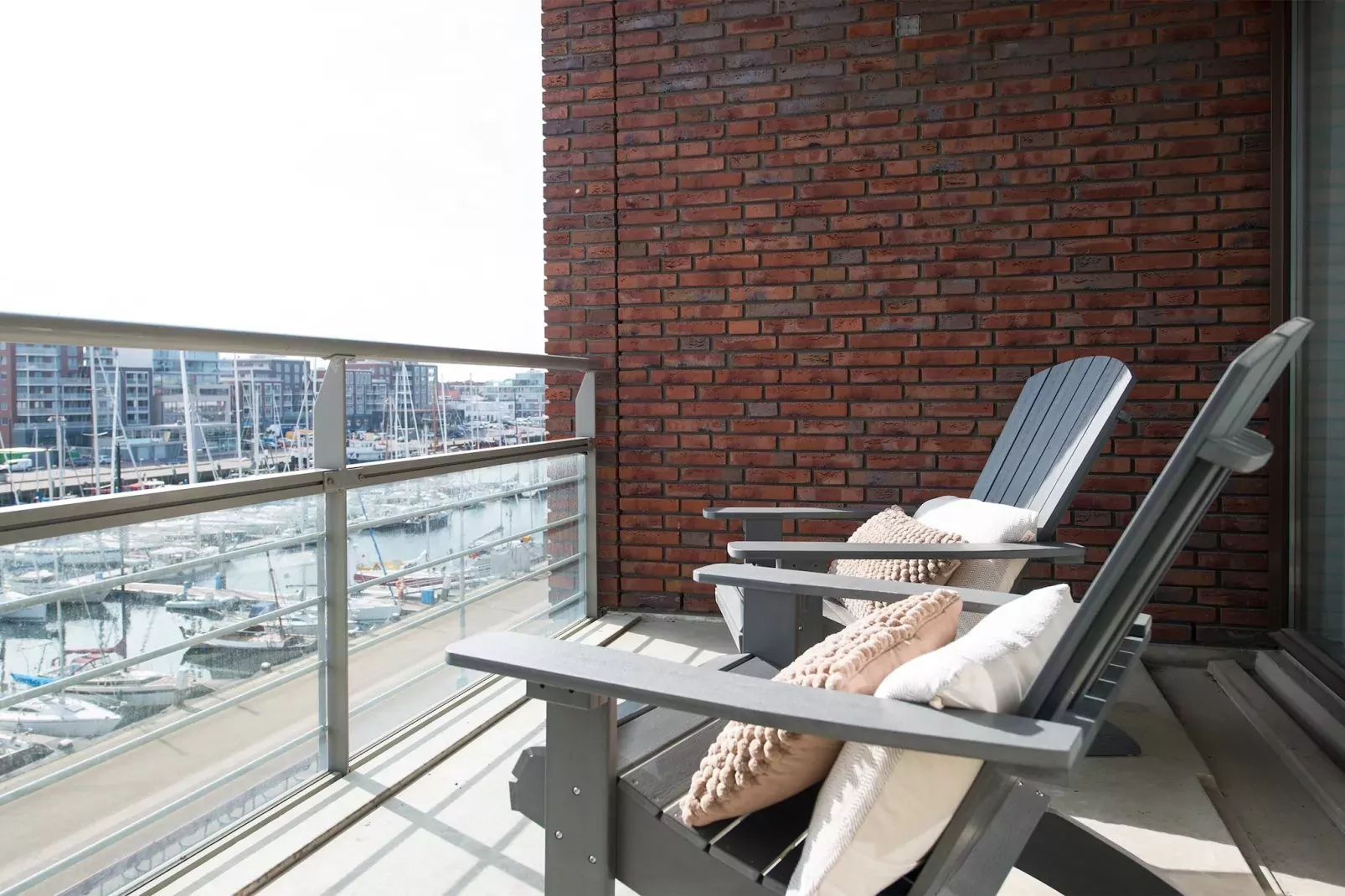 Scheveningen Harbour 48A-Terrace balcony