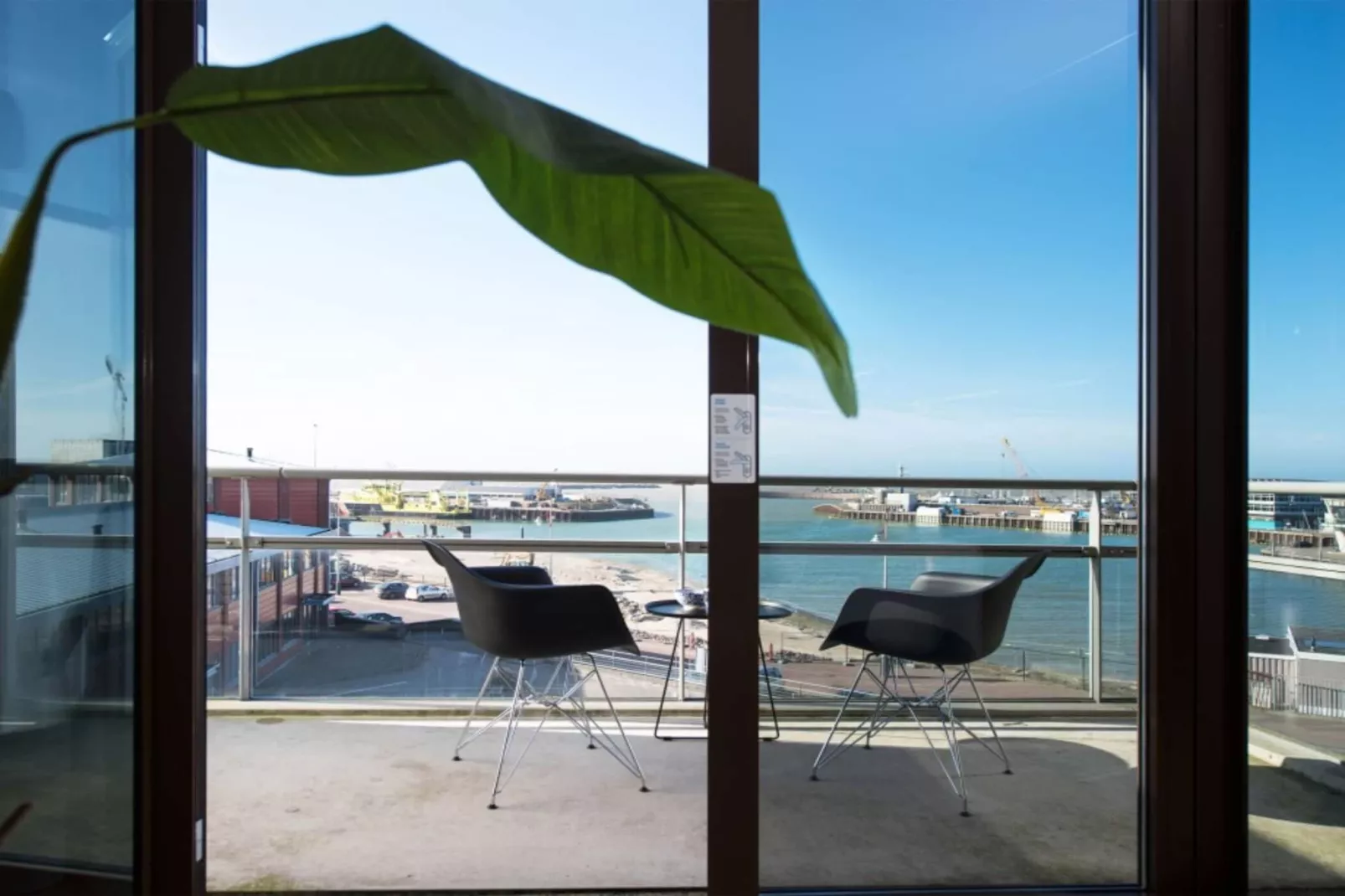 Scheveningen Harbour 68B - 10256425