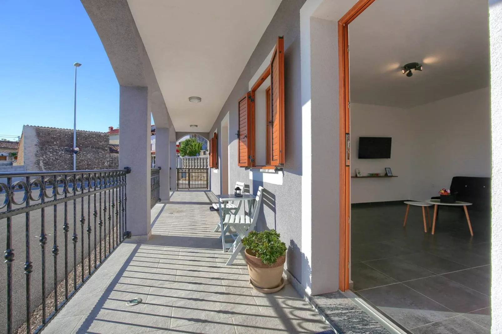 Holiday House Ulika with Private Pool-Terrace balcony