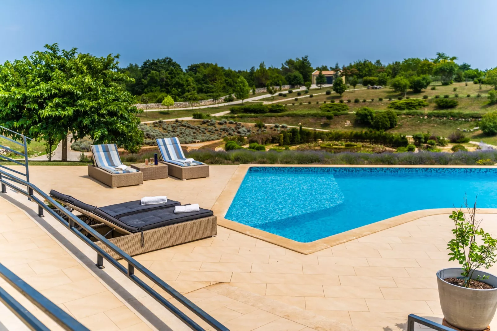 Villa Arkaim with Private Pool-Pool