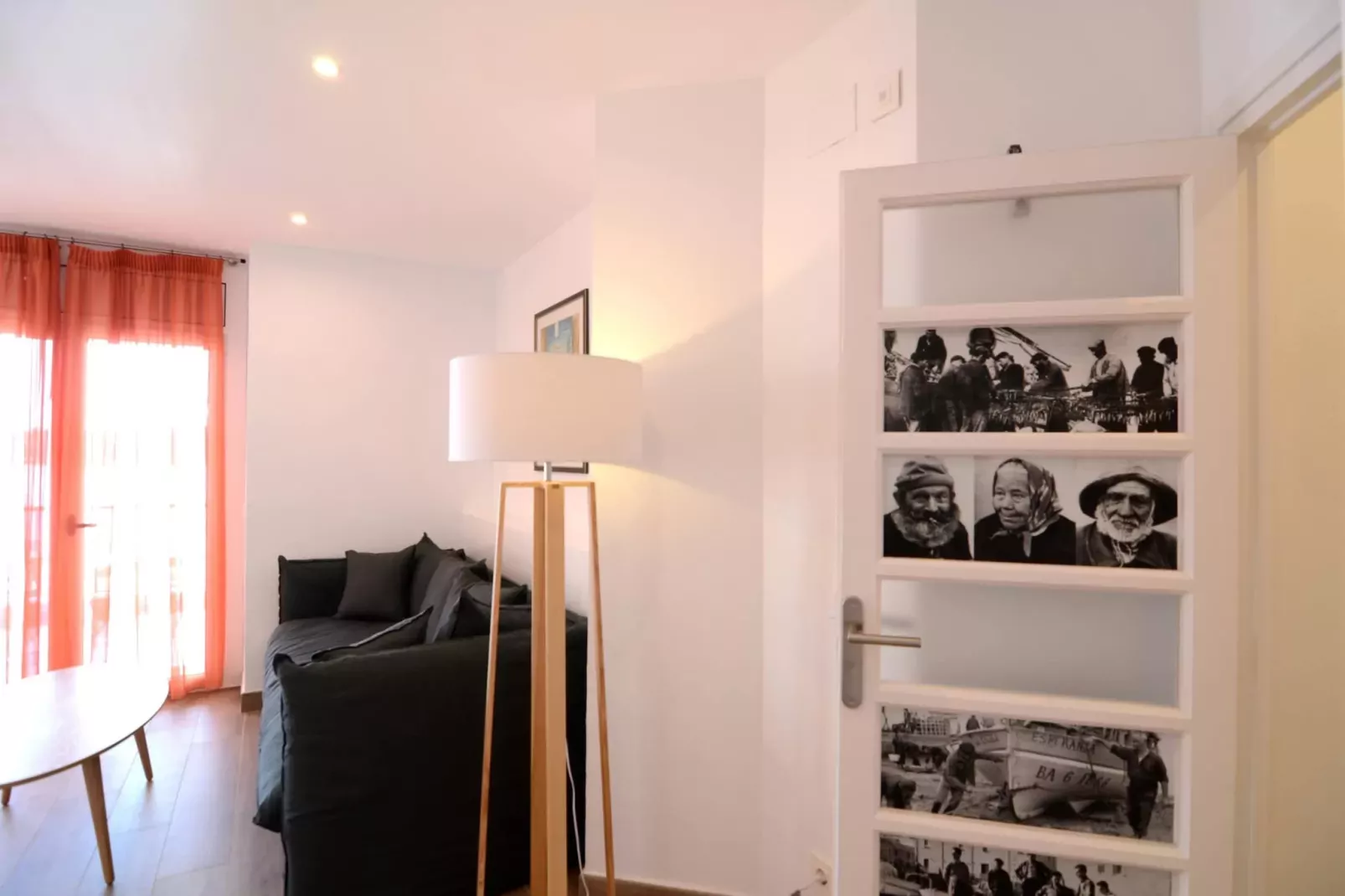 APARTMENT PASSEIG DEL MAR 18-Wohnzimmer