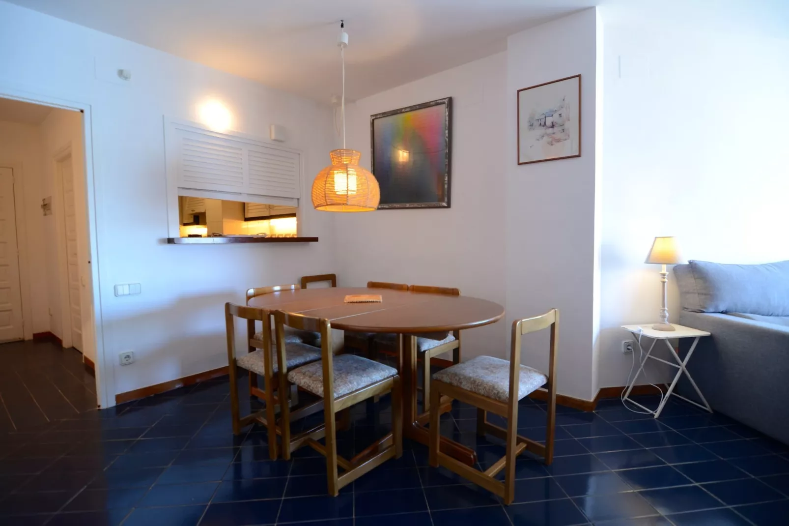 APARTMENT PASSEIG DEL MAR 22-Dining room