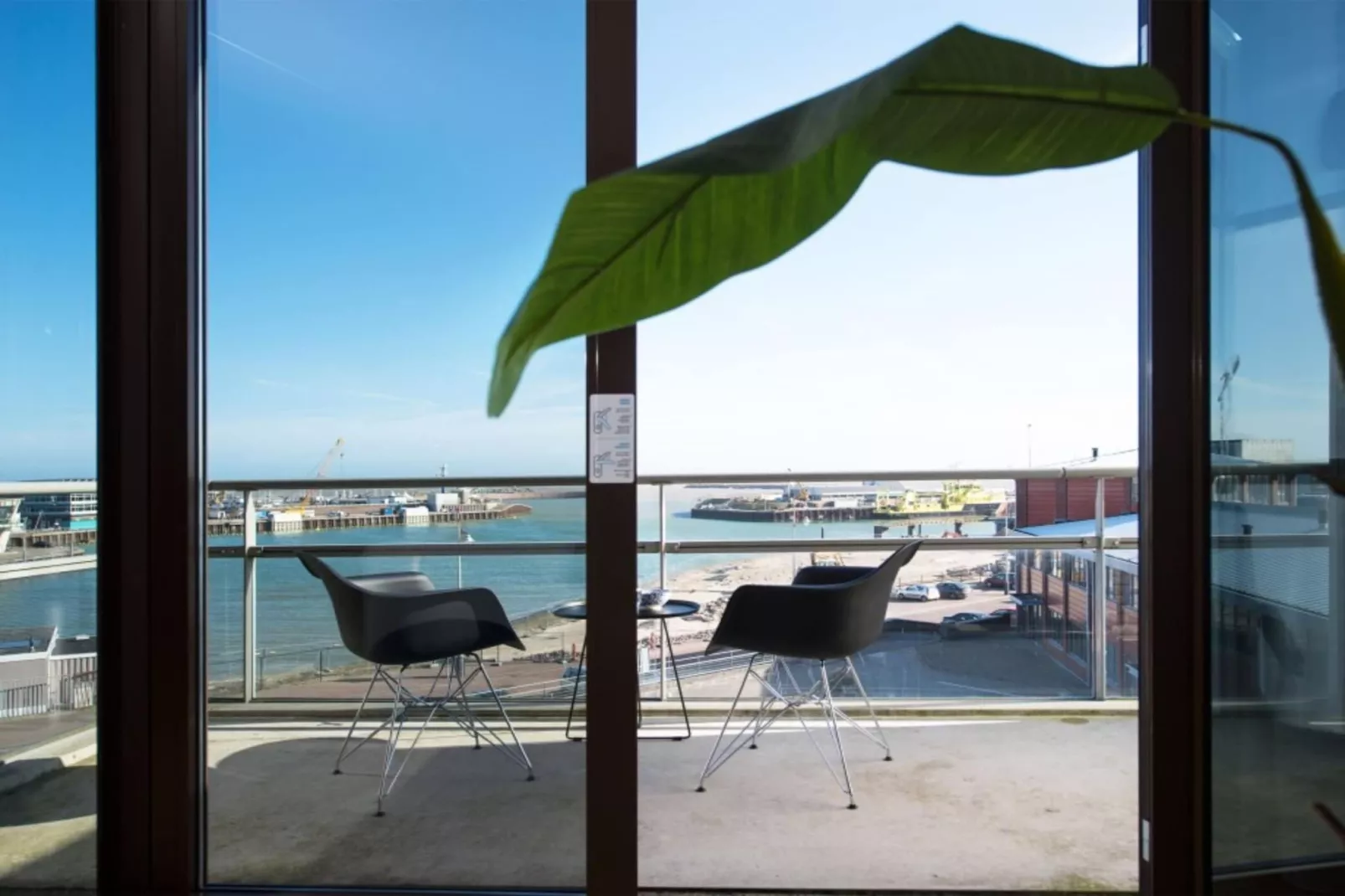 Scheveningen Harbour 68B - 10256445