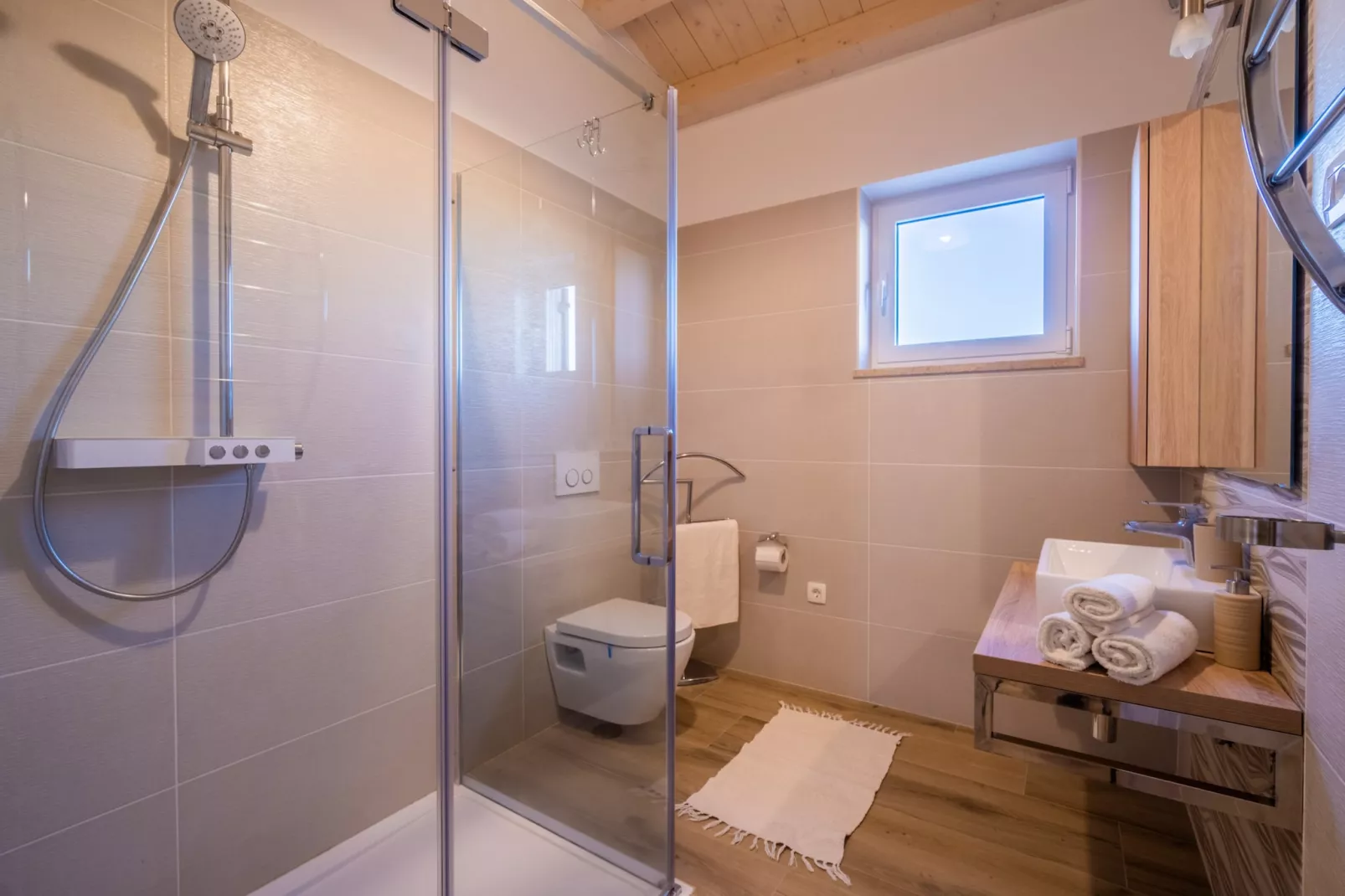Villa Arkaim with Private Pool-Bathroom